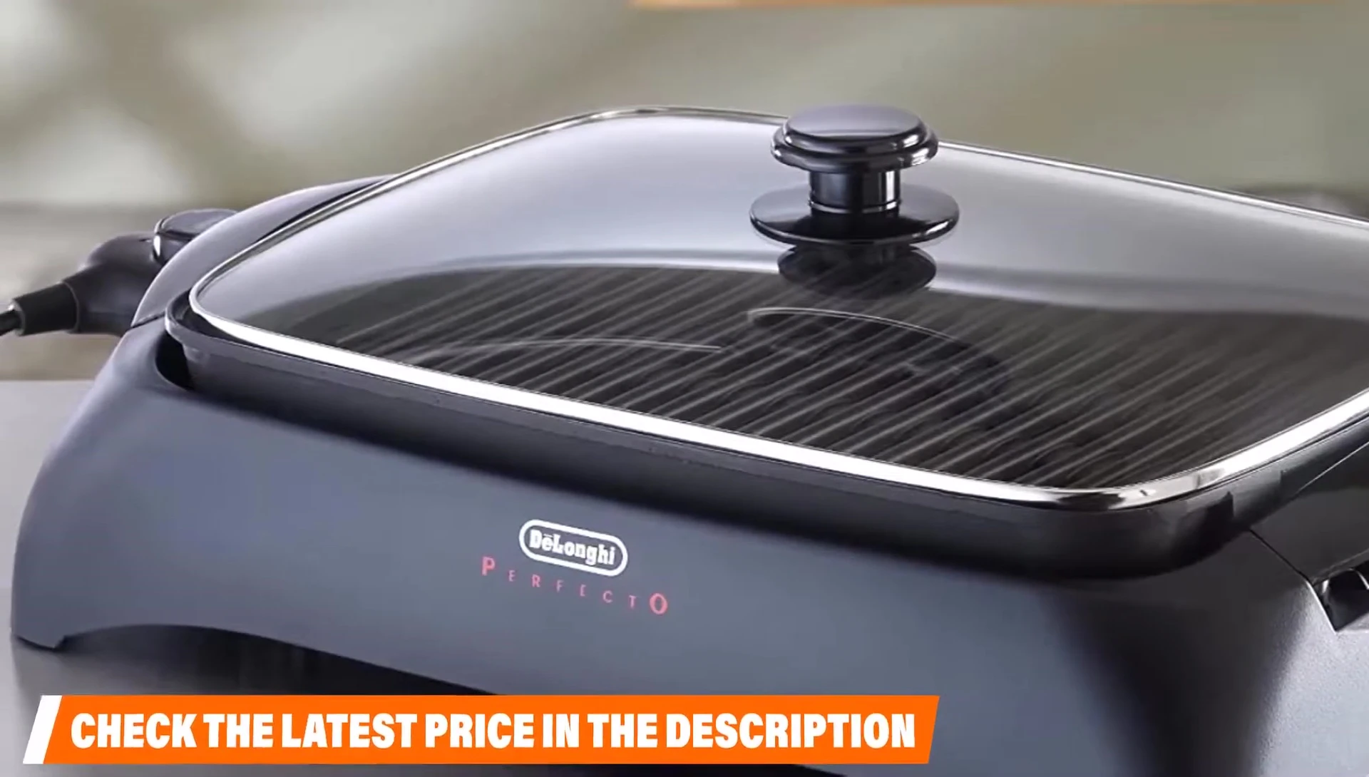 Highlighting the glass lid and cooking process visibility