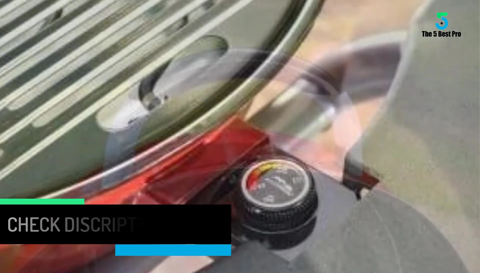 Close-up of the Masterbuilt grill's cooking surface