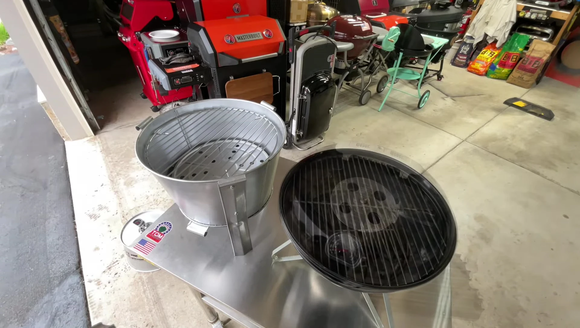 Demonstration of interchangeable grill grates.