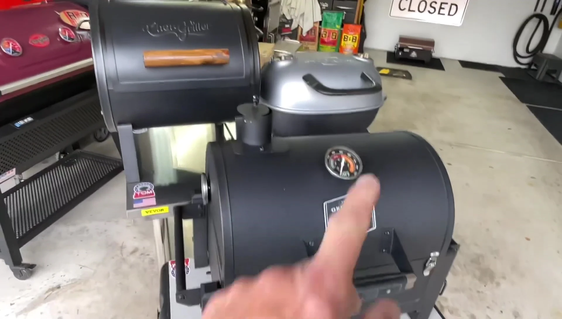 Oklahoma Joe Rambler Grill shown with modifications