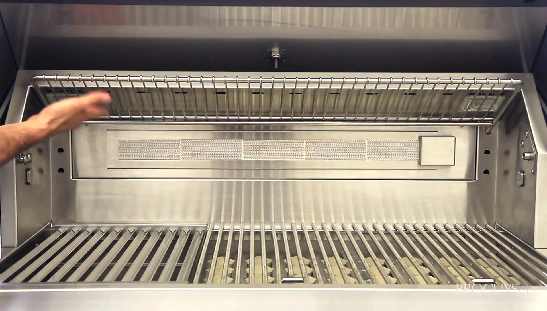 The removable warming rack in its various positions